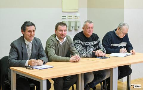 Kliknite za detalje...