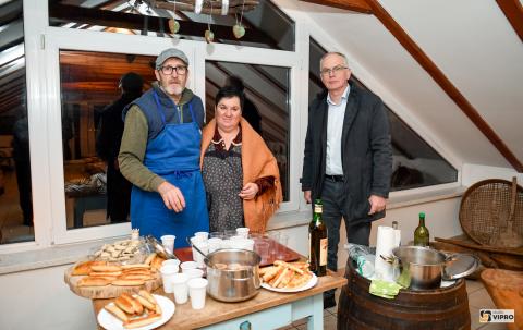 Kliknite za detalje...