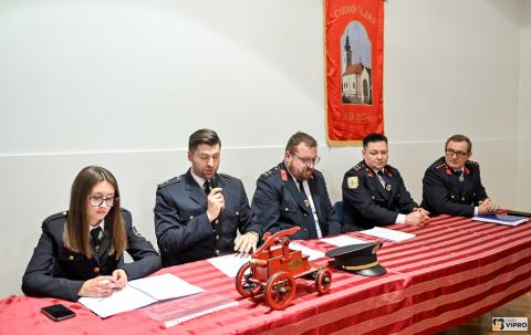 Kliknite za detalje...