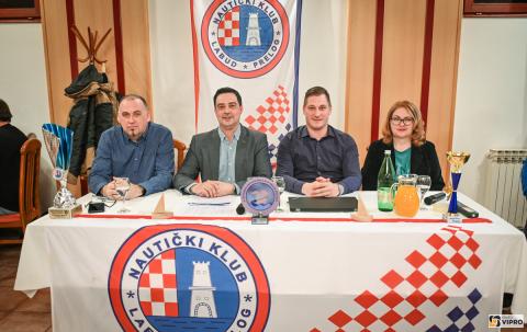 Kliknite za detalje...