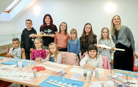 Kliknite za detalje...