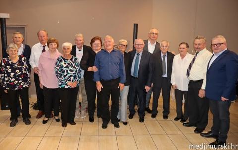 Kliknite za detalje...