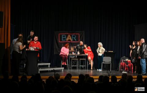 Nagrada za najbolju predstavu i nagrada za najbolju režiju