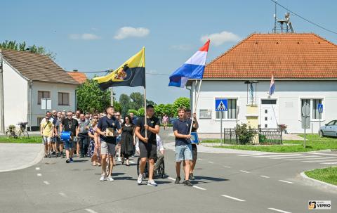 Kliknite za detalje...
