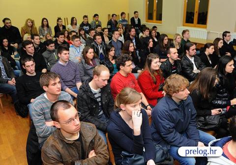 studenti_05.jpg
