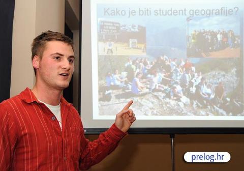 studenti_02.jpg