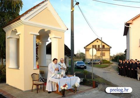 posveta_pila_02.jpg