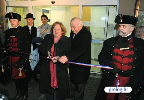 knjiznica_07.jpg