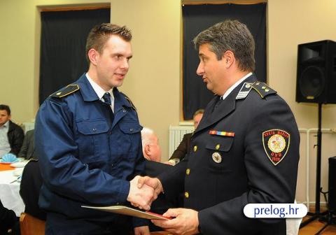 dvd_prelog_03.jpg