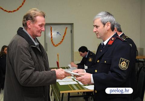 dvd_oporovec_01.jpg