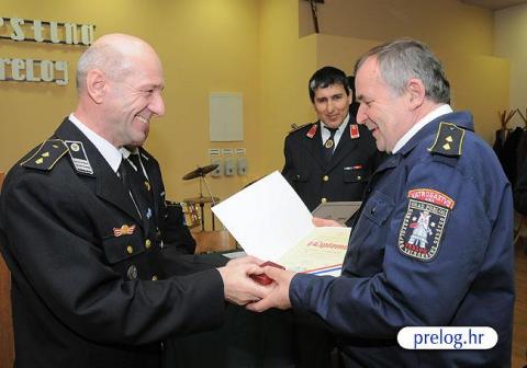 dvd_prelog_03.jpg