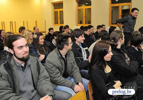 studenti_8.jpg