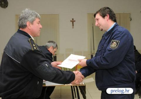 dvd_oporovec_02.jpg