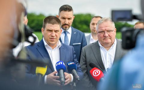 Kliknite za detalje...