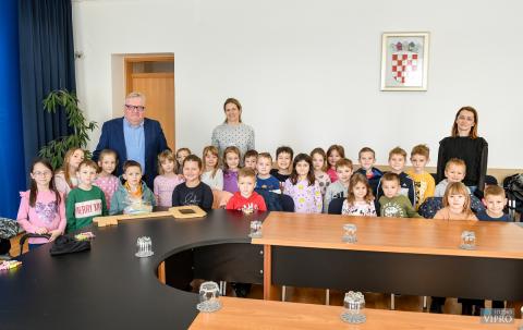 Kliknite za detalje...